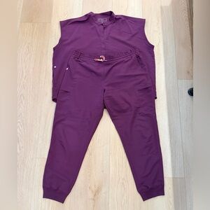 FIG Scrub Set - Top & Jogger Pants